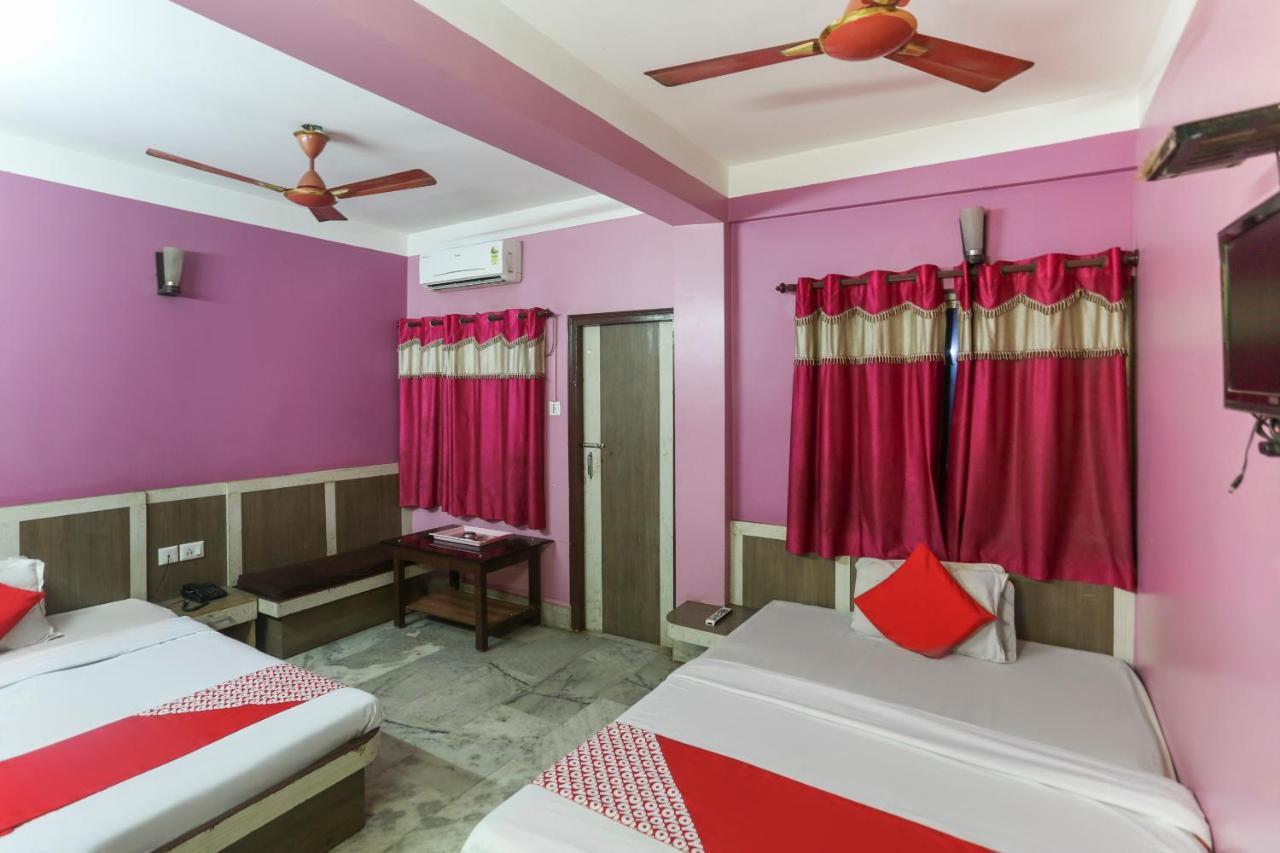 Oyo 60609 Hotel Tanushree Rampurhat 外观 照片