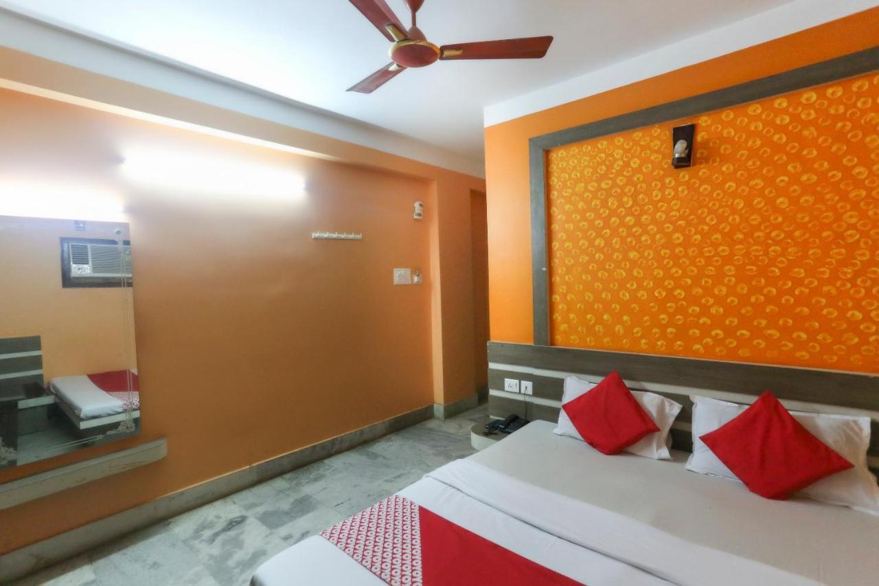 Oyo 60609 Hotel Tanushree Rampurhat 外观 照片
