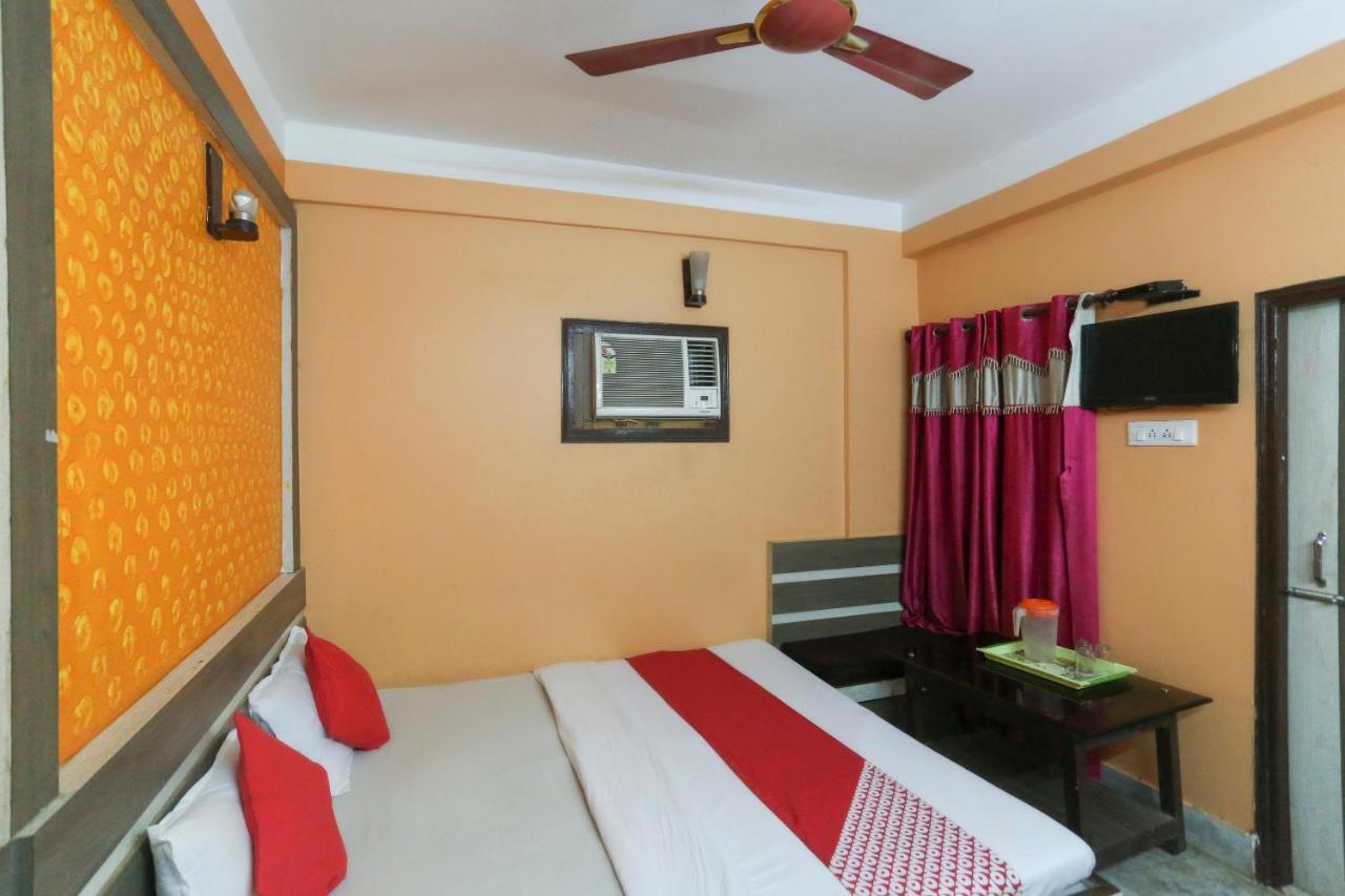 Oyo 60609 Hotel Tanushree Rampurhat 外观 照片