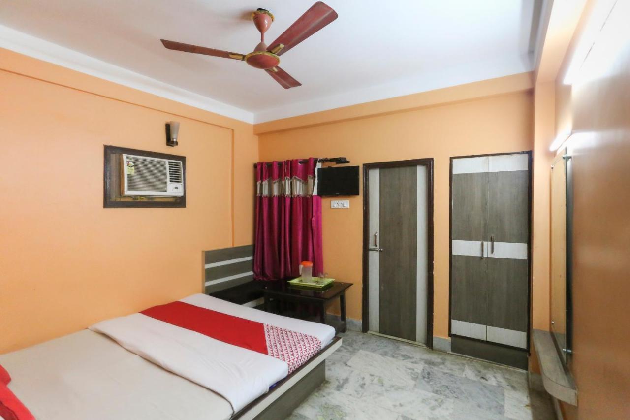 Oyo 60609 Hotel Tanushree Rampurhat 外观 照片